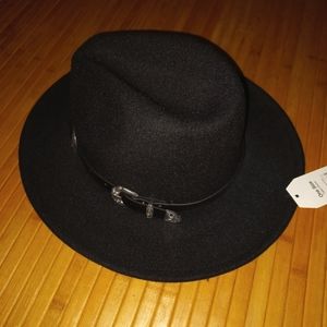Time And Tru Buckle Black Hat